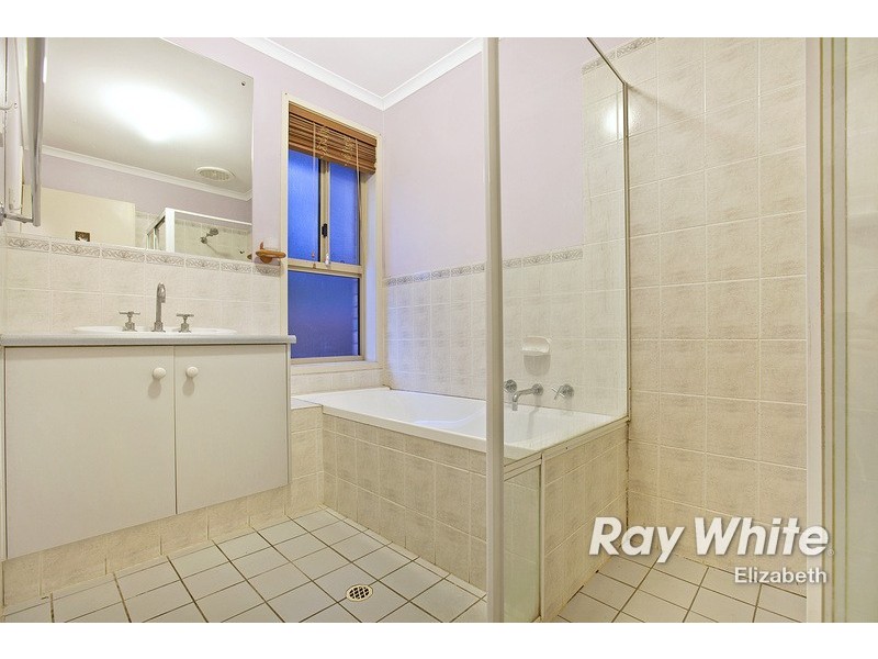 9 Crawford Grove, Andrews Farm SA 5114