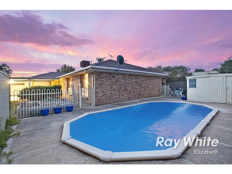 9 Crawford Grove, Andrews Farm SA 5114