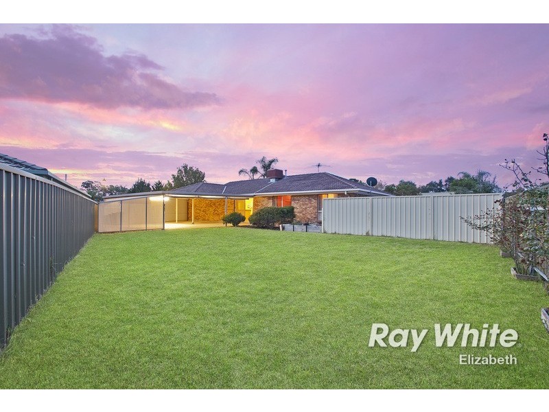 9 Crawford Grove, Andrews Farm SA 5114