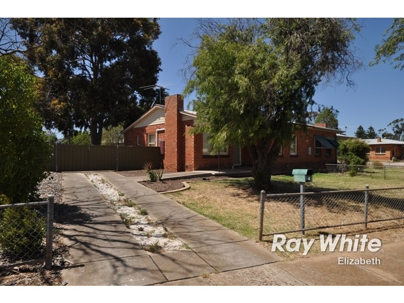 4 Johnston Road, Elizabeth Downs SA 5113