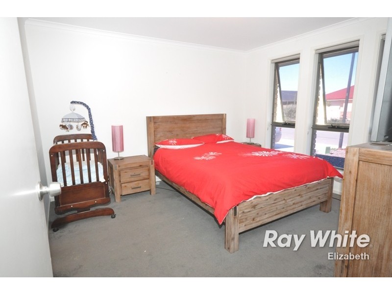 16 Oxford Drive, Andrews Farm SA 5114