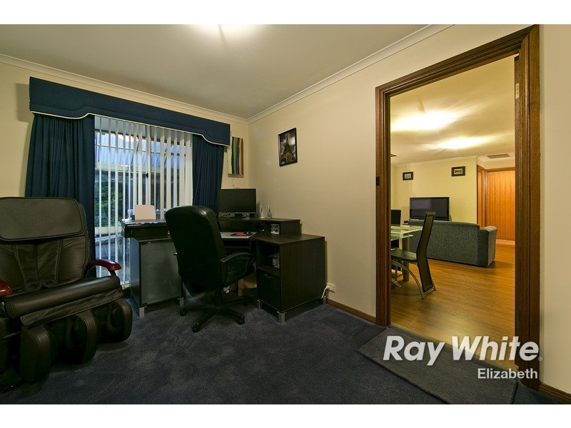 18 Bent Court, Wynn Vale SA 5127