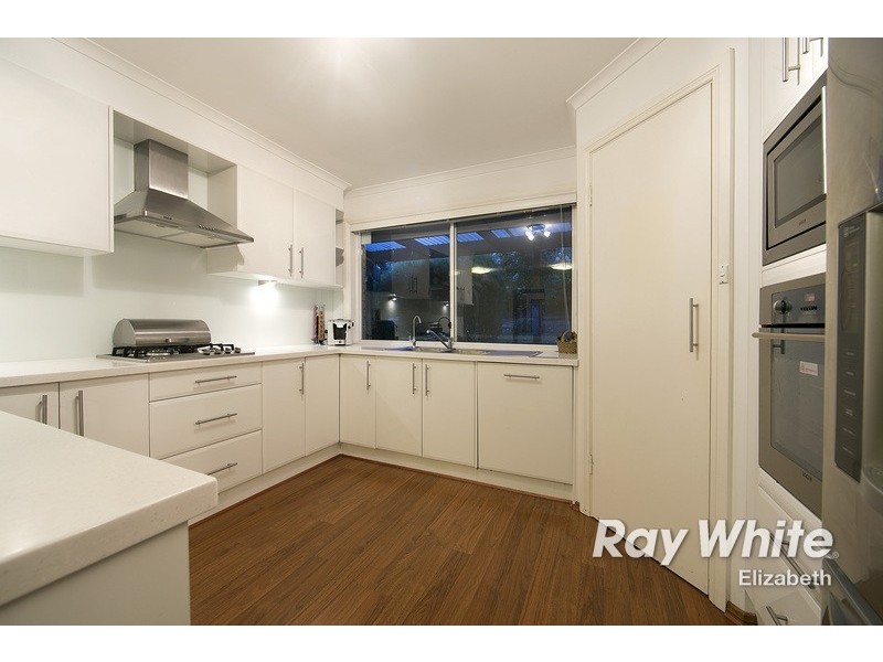 18 Bent Court, Wynn Vale SA 5127