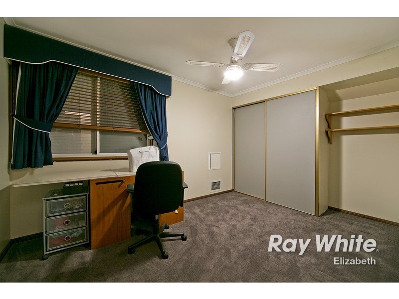 18 Bent Court, Wynn Vale SA 5127