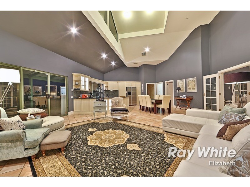 18 Oradala Court, Salisbury Heights SA 5109