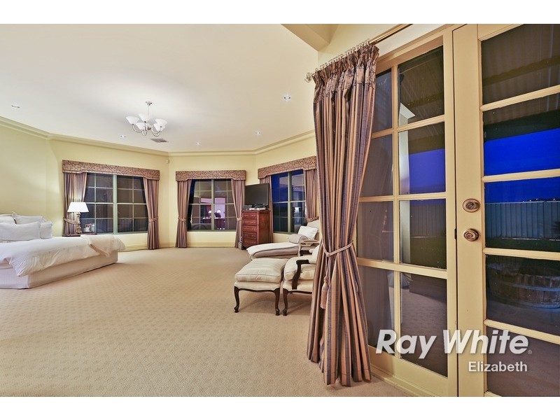 18 Oradala Court, Salisbury Heights SA 5109