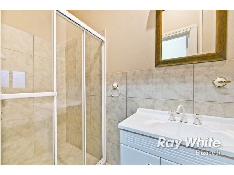 18 Oradala Court, Salisbury Heights SA 5109