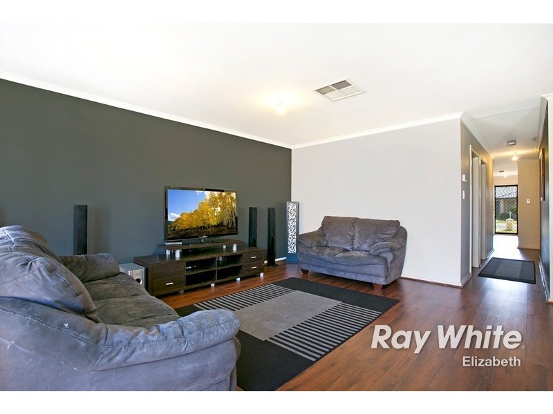 72 Strathaird Boulevard, Smithfield SA 5114