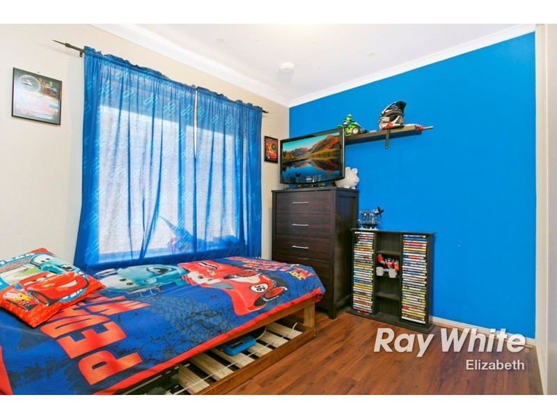 72 Strathaird Boulevard, Smithfield SA 5114