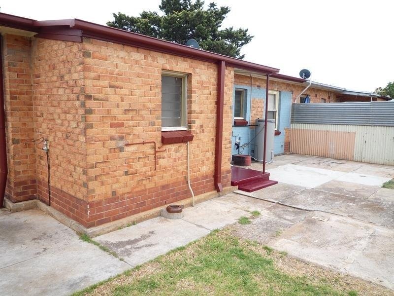 24 Filsoll Street, Elizabeth Downs SA 5113