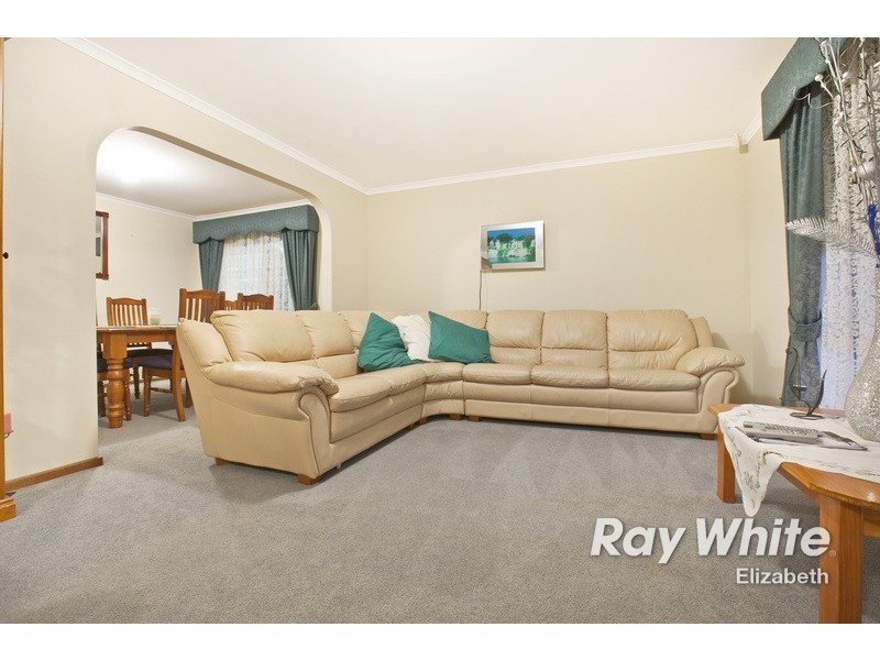 33 Jemalong Crescent, Roseworthy SA 5371
