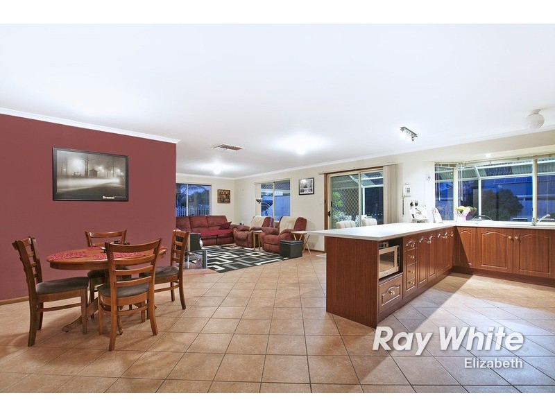 33 Jemalong Crescent, Roseworthy SA 5371