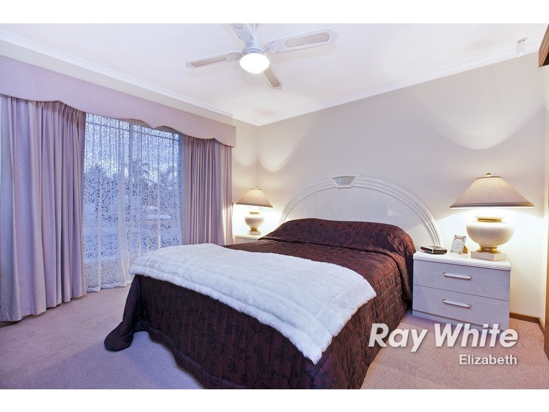 33 Jemalong Crescent, Roseworthy SA 5371