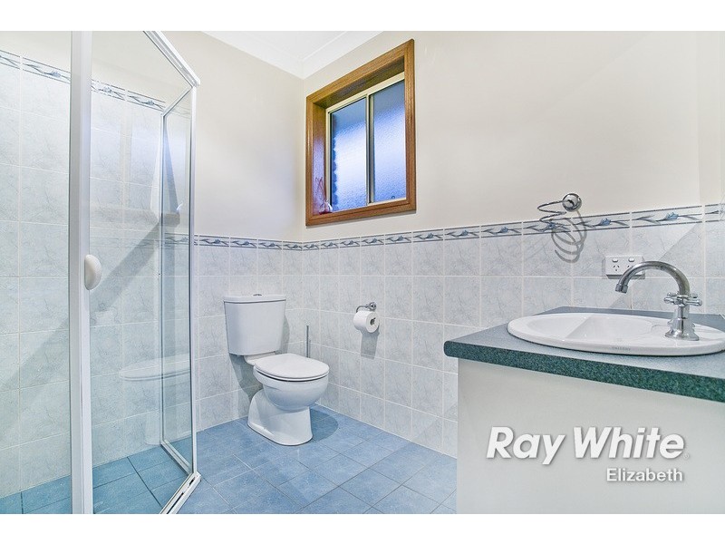 5 Greenlea Court, Munno Para West SA 5115