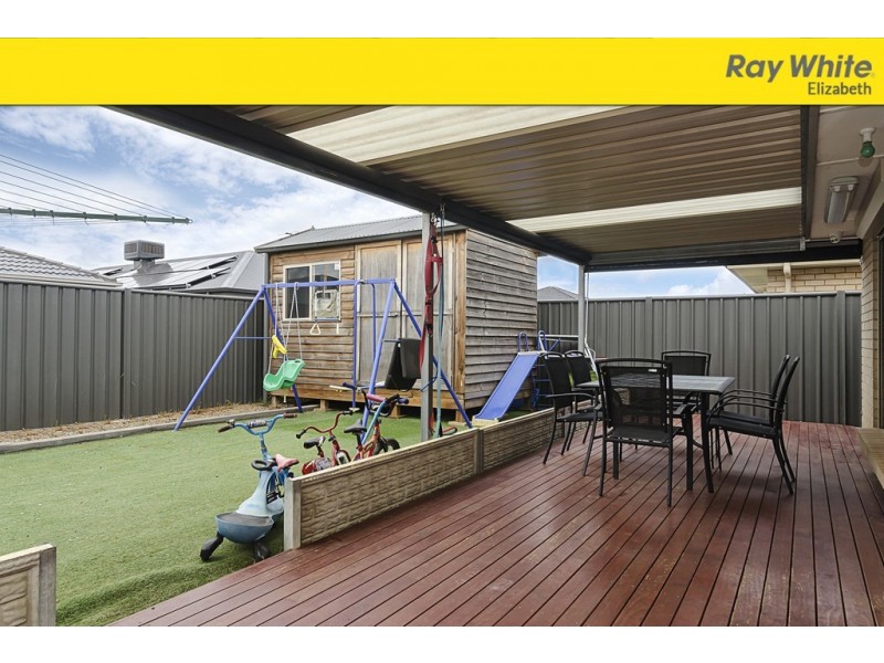 12 Tuggerah Street, Andrews Farm SA 5114