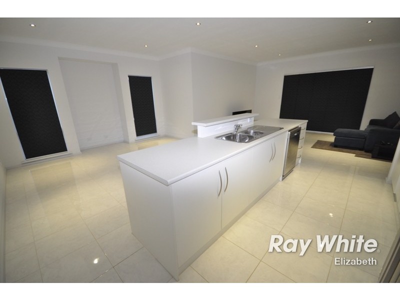 3 Lodge Way, Blakeview SA 5114