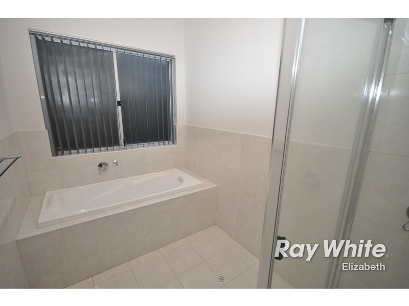 3 Lodge Way, Blakeview SA 5114