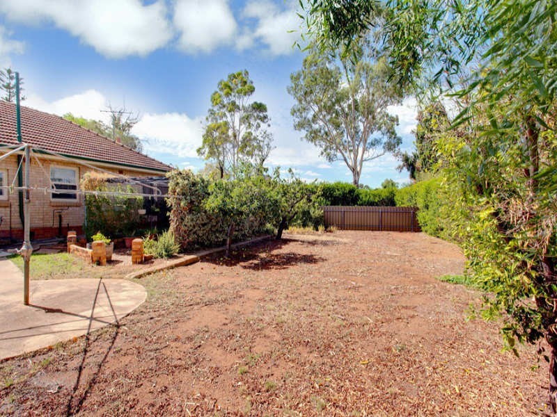 2 Penfold Street, Elizabeth South SA 5112