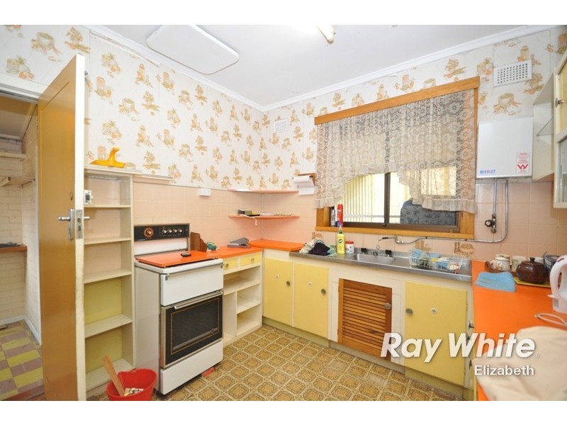 24 Short Road, Elizabeth SA 5112