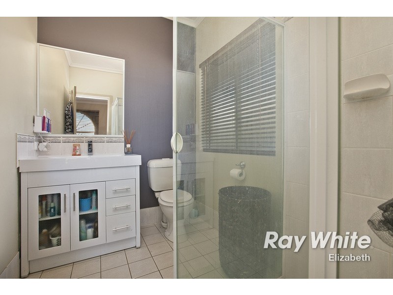 30 Caroline Drive, Paralowie SA 5108