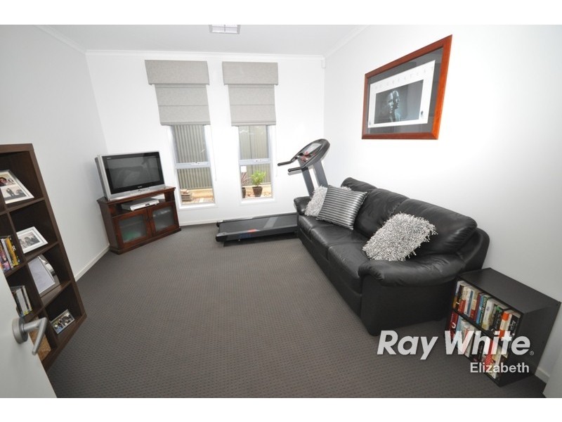 15 Swinden Crescent, Blakeview SA 5114