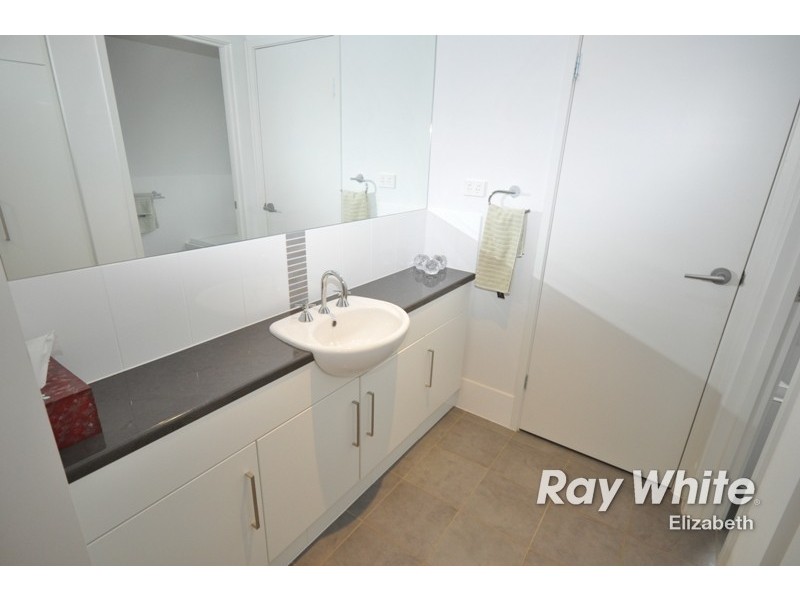 15 Swinden Crescent, Blakeview SA 5114