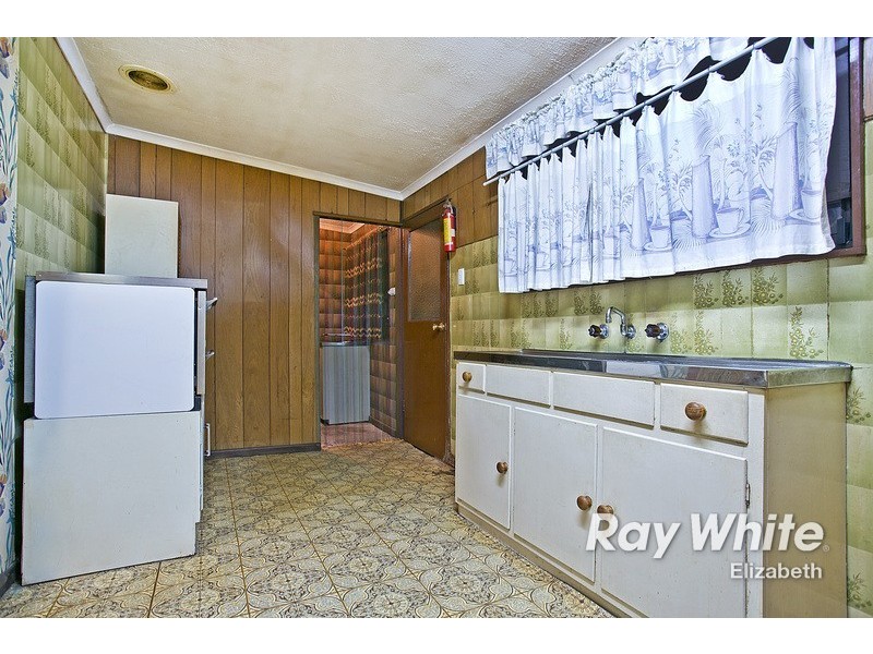 26 Fooks Terrace, St Kilda SA 5110