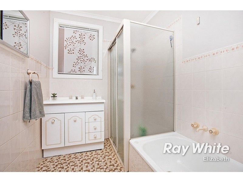 18 Seatown Road, Elizabeth Park SA 5113