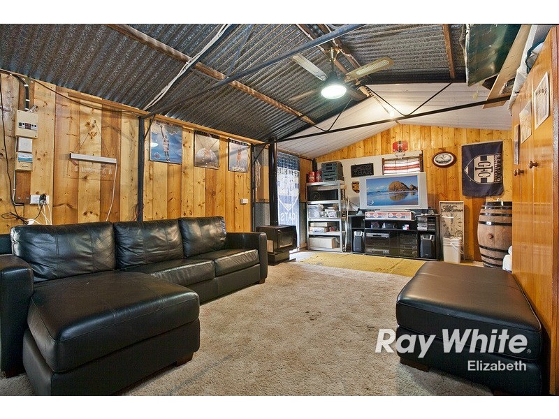 18 Seatown Road, Elizabeth Park SA 5113