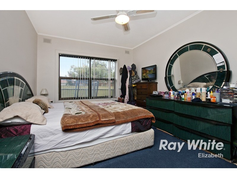 1 Athalie Avenue, Parafield Gardens SA 5107