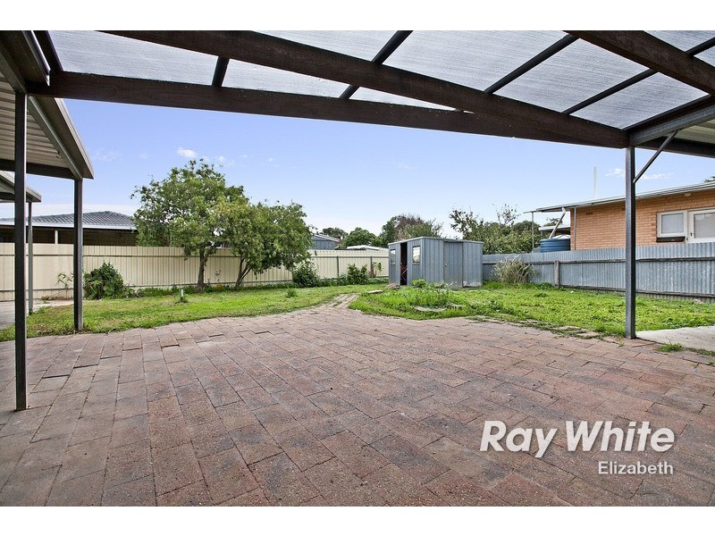 1 Athalie Avenue, Parafield Gardens SA 5107