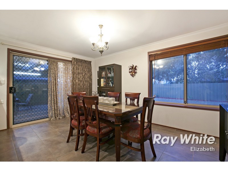 8 Riddoch Drive, Andrews Farm SA 5114