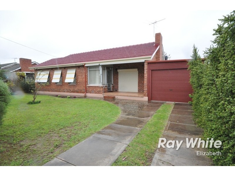 13 Lockerly Street, Elizabeth Vale SA 5112