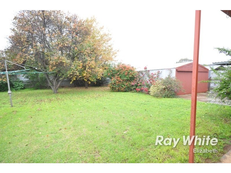 13 Lockerly Street, Elizabeth Vale SA 5112