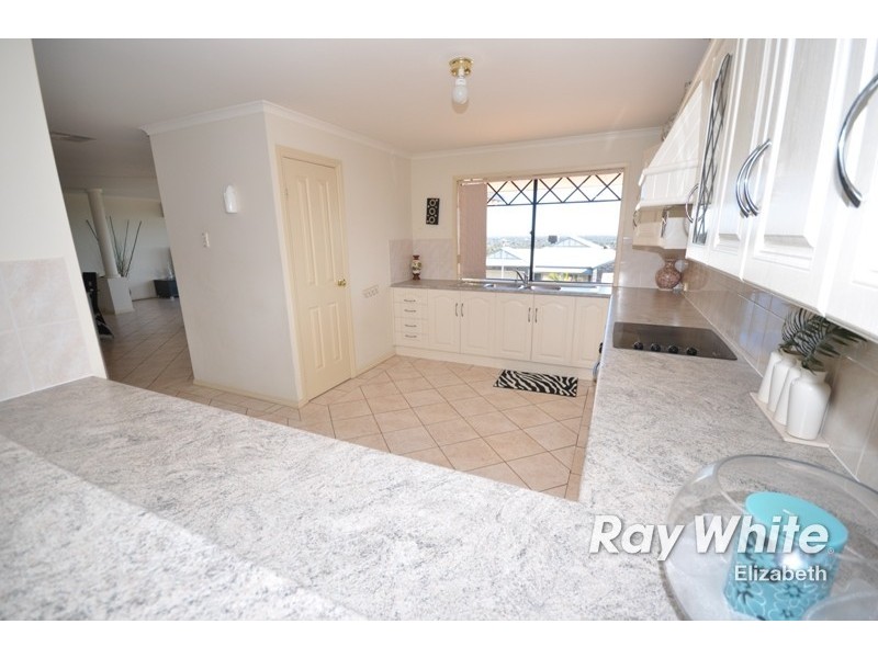 21 Modra Circuit, Hillbank SA 5112