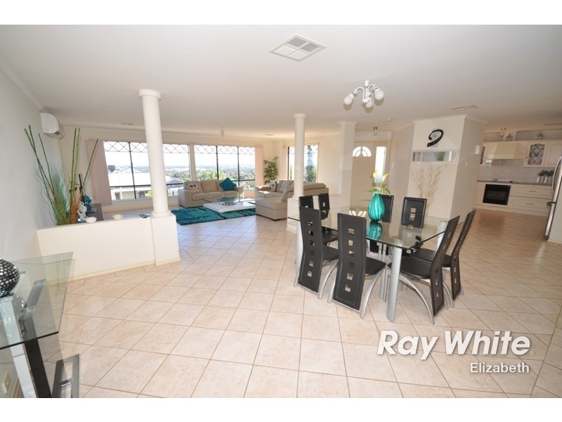 21 Modra Circuit, Hillbank SA 5112