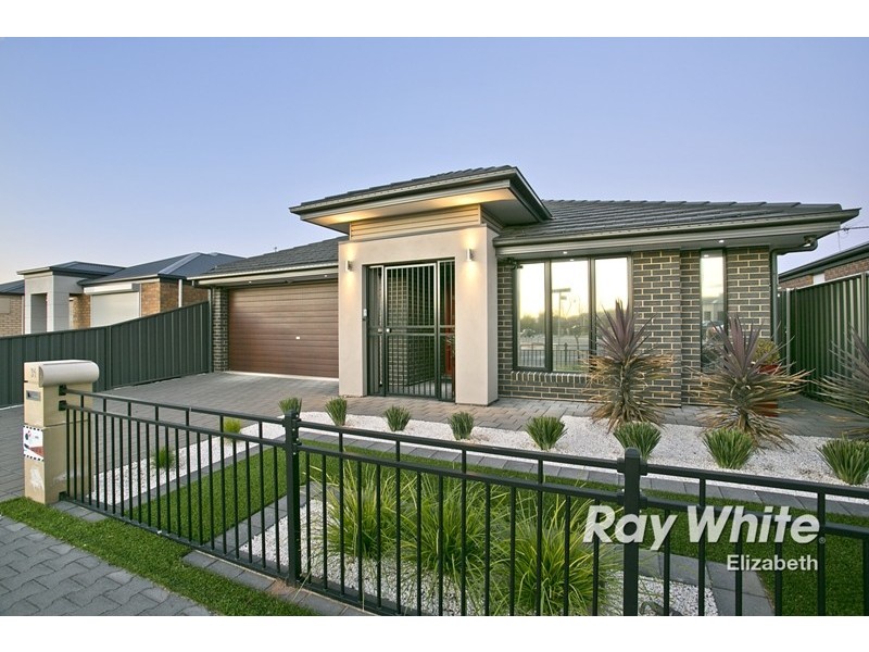 31 St Clair Avenue, Andrews Farm SA 5114