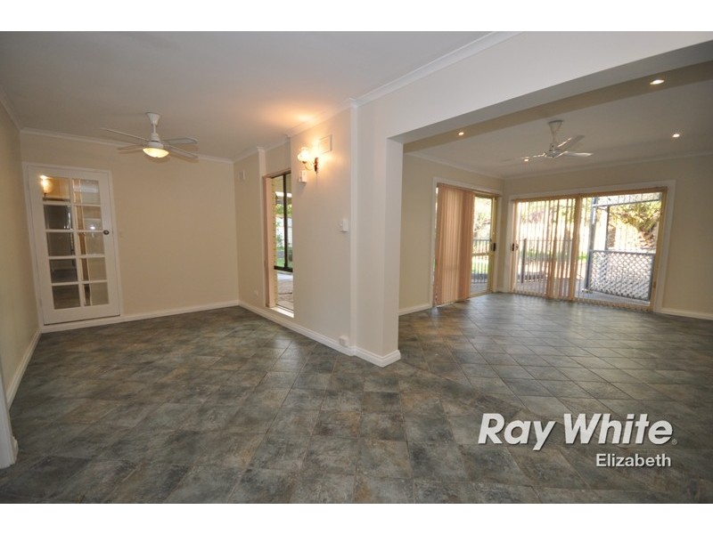 21 Kylie Crescent, Hillbank SA 5112