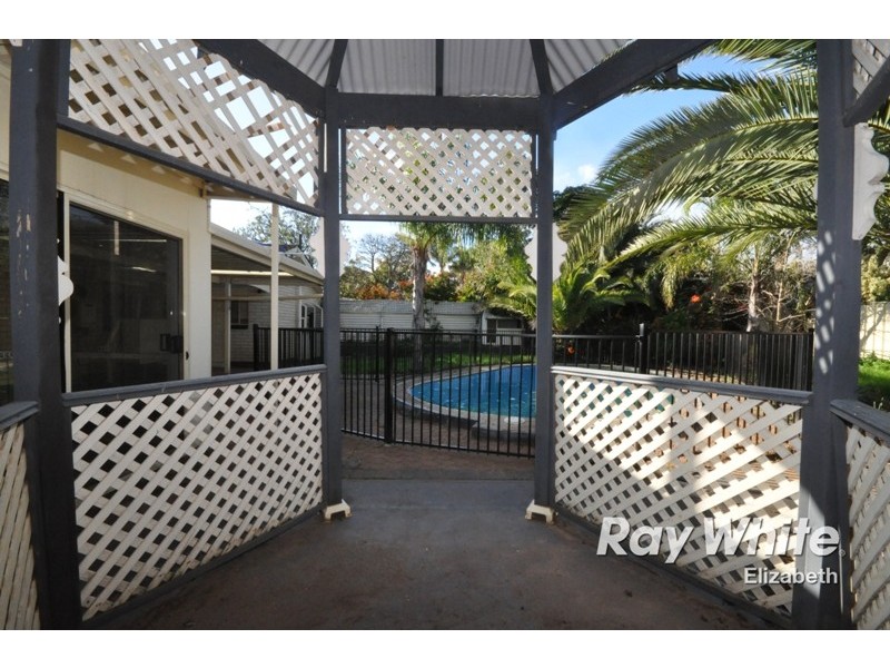 21 Kylie Crescent, Hillbank SA 5112