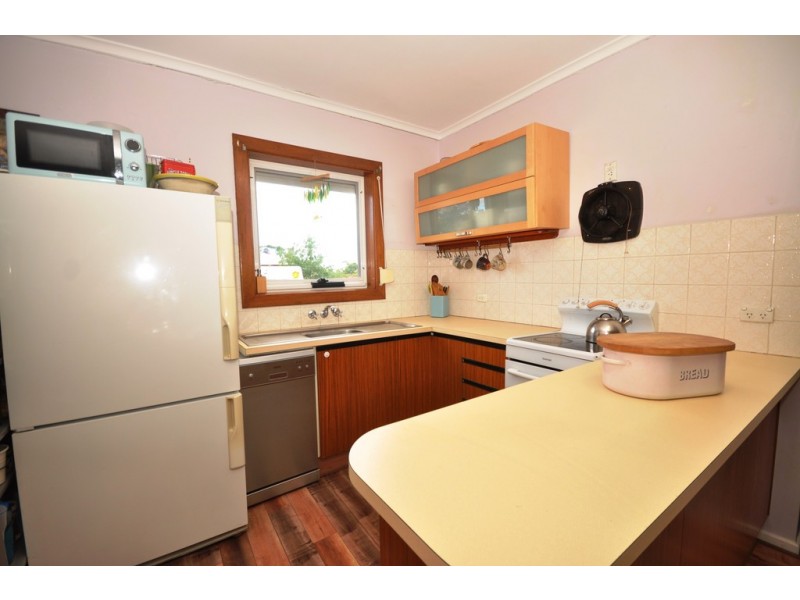 2 Lowe Street, Elizabeth East SA 5112