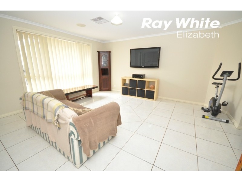 9 Ellada Court, Munno Para West SA 5115