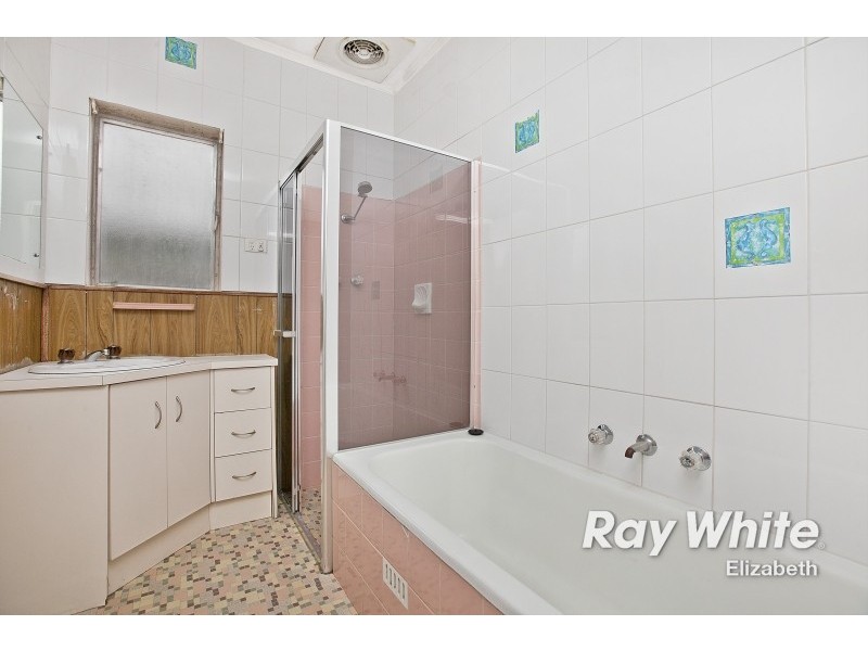 31 Myall Road, Para Hills SA 5096