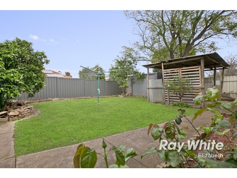 31 Myall Road, Para Hills SA 5096