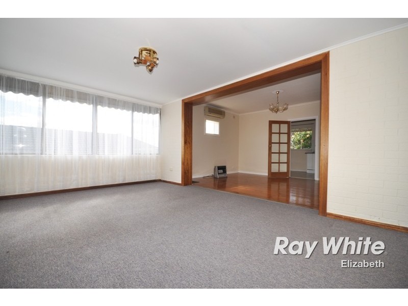 16 Margaret Street, Para Hills SA 5096