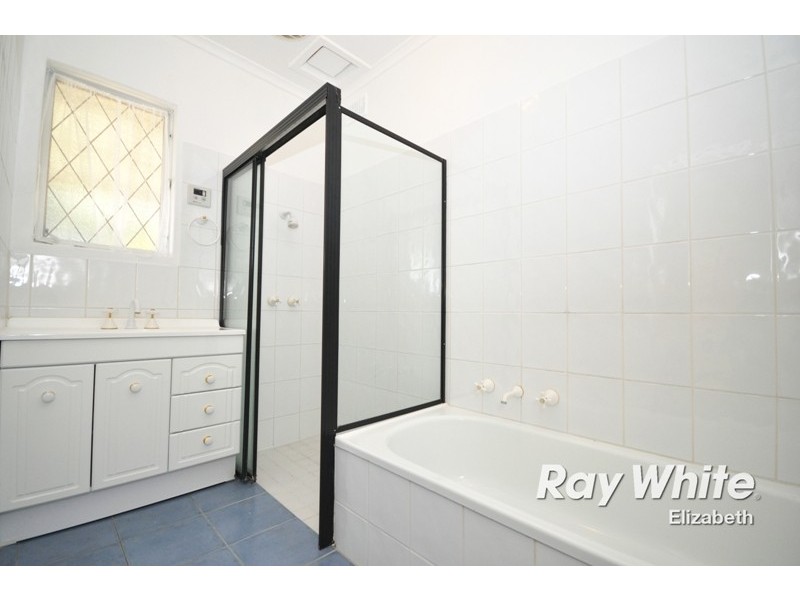 16 Margaret Street, Para Hills SA 5096