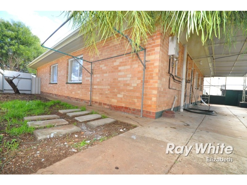 16 Margaret Street, Para Hills SA 5096