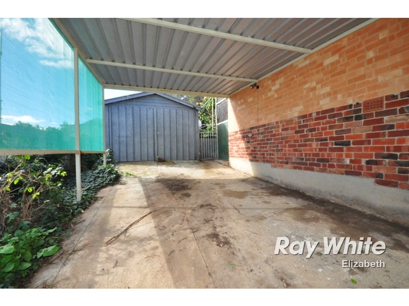 16 Margaret Street, Para Hills SA 5096