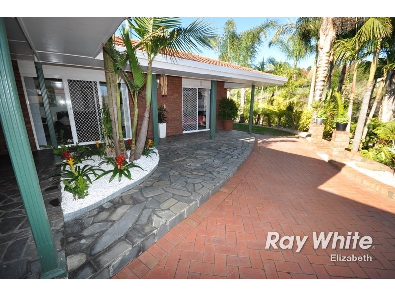 8 Dimasi Court, Hillbank SA 5112