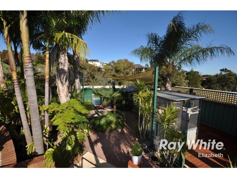 8 Dimasi Court, Hillbank SA 5112