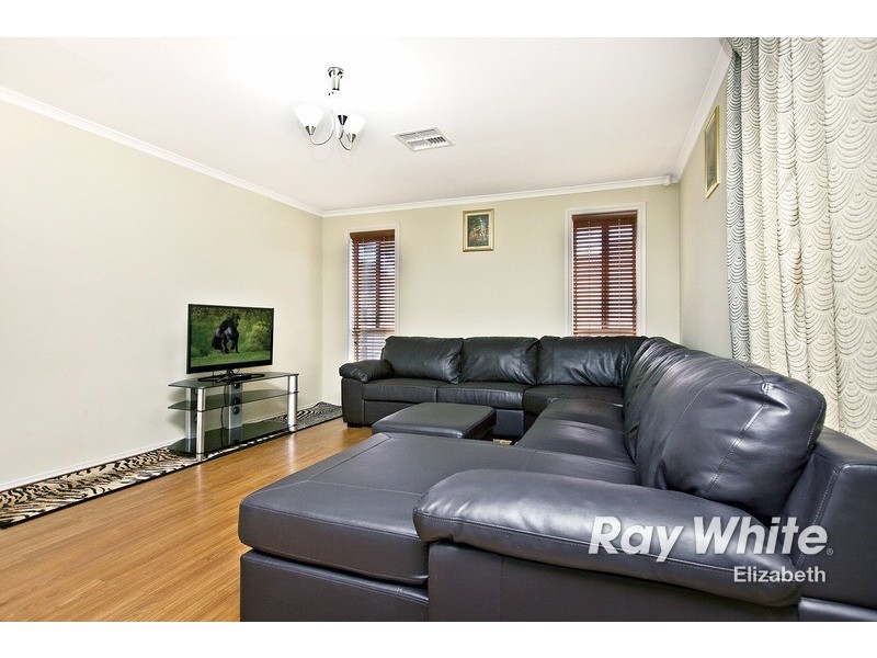 15 Golden Circuit, Parafield Gardens SA 5107